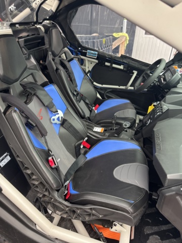 1321232-32 Terrängfordon med vinsch - Can-Am Maverick X RS Turbo RR 200hk -2023