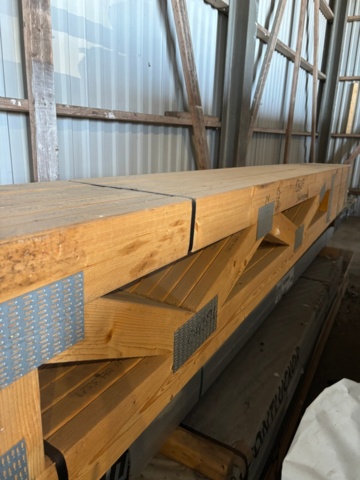 1460147-4 Carport med förråd – komplett stomme, ej monterad (ca 30 m²)