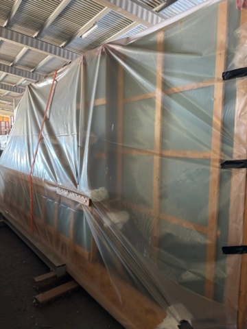 1460147-6 Carport med förråd – komplett stomme, ej monterad (ca 30 m²)