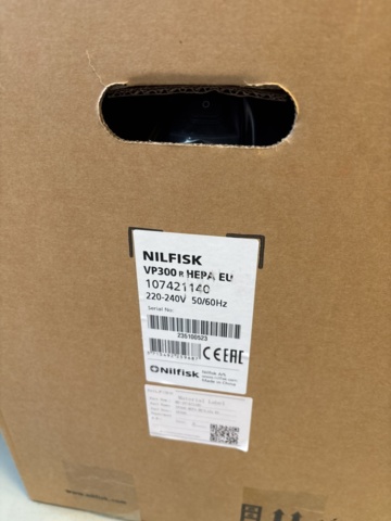 1409403-4 Dammsugare - Nilfisk VP300 R HEPA