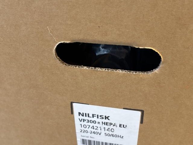 1409403-5 Dammsugare - Nilfisk VP300 R HEPA