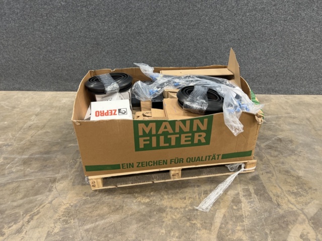 1457811-1 Assortment of various electronics & mounting accessories