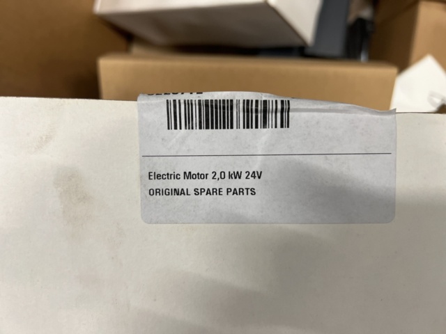 1457811-5 Assortment of various electronics & mounting accessories