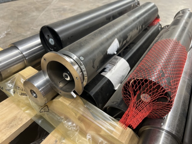 1457813-4 9 guide rollers / cylinders