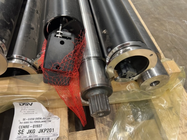 1457813-6 9 guide rollers / cylinders