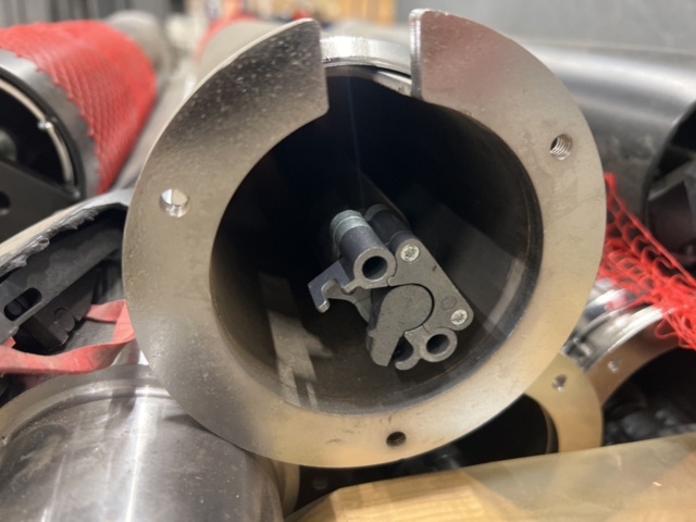 1457813-7 9 guide rollers / cylinders