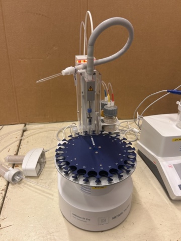 1435541-9 Automatiserat titreringssystem för fuktanalys - Mettler Toledo Compact C30S med Oven Autosampler