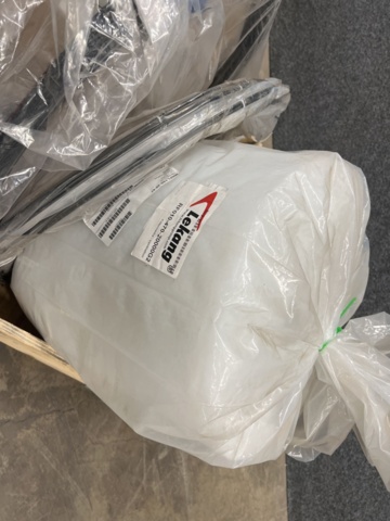 1457814-10 Plastic lids, wine bags, aluminum parts, pipe fittings, etc.