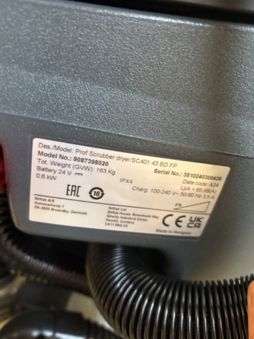 1409414-13 Kombiskurmaskin - Nilfisk SC401 43 BD