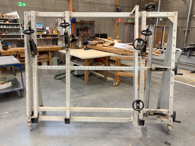 1460185-1 Panelpress/Limpress