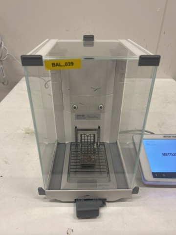 1435545-4 Analytisk laboratorievåg - Mettler Toledo XPR105DR