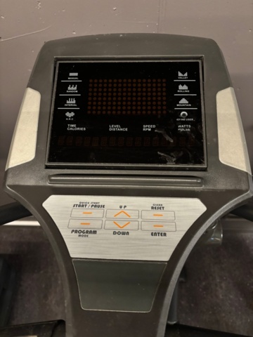 1443723-9 Crosstrainer - SEG Superweigh