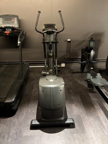 1443723-6 Crosstrainer - SEG Superweigh