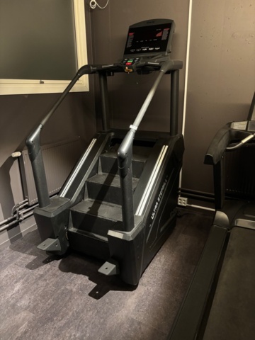 1443727-2 Stair machine - Ultra StepMill ST-22.1