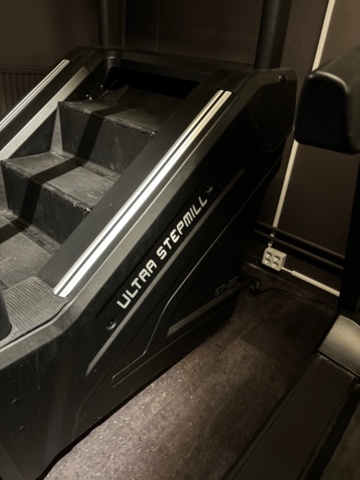 1443727-9 Stair machine - Ultra StepMill ST-22.1