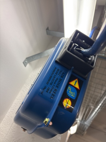 1409444-8 Väggmonterade vindor 4 st