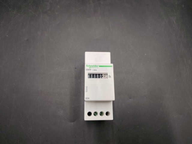 1447637-4 Timräknare 4 st – Schneider Electric  PowerLogic iCH