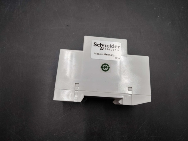 1447637-6 Timräknare 4 st – Schneider Electric  PowerLogic iCH