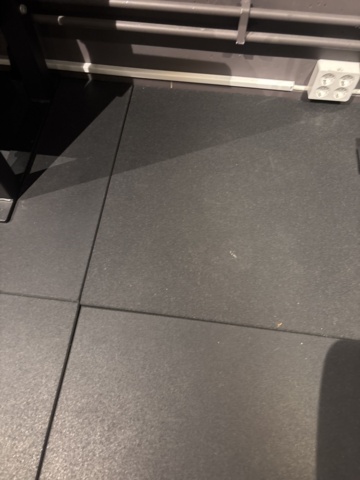 1443750-7 Gym floor - 31.5 m²