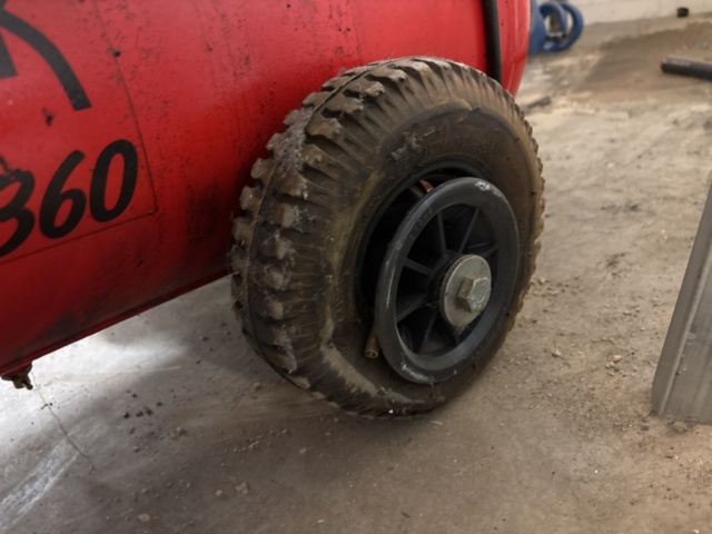 1409451-8 Kompressor - FIAC KGK Attack 360