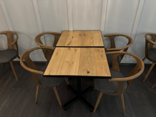 1372746-6 Dining area – 16 tables and 35 chairs