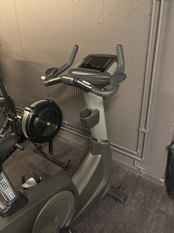 1443751-4 Motionscykel - SEG Superweigh