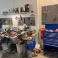 1409457-2 Workshop station - Workbench, tools, tool cart, etc.
