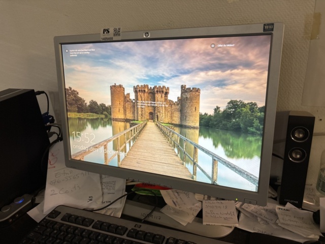 1409468-3 Screen, printer, keyboard, etc.