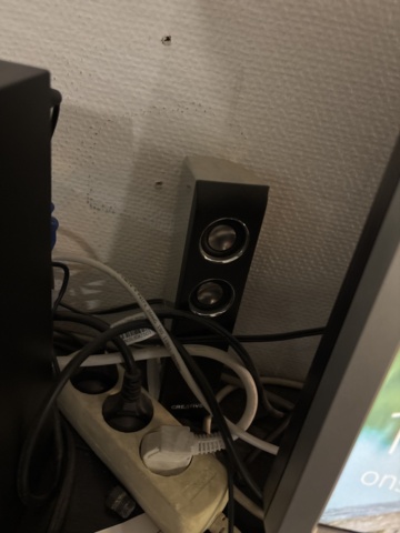 1409468-5 Screen, printer, keyboard, etc.