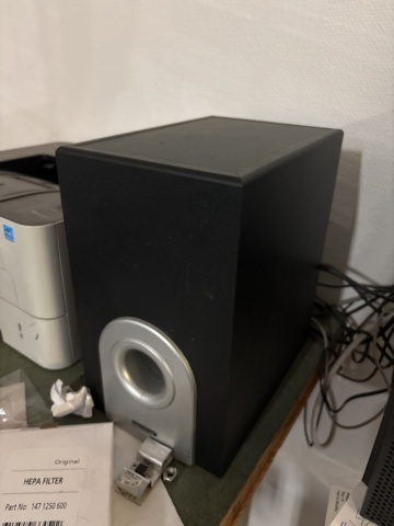 1409468-7 Screen, printer, keyboard, etc.