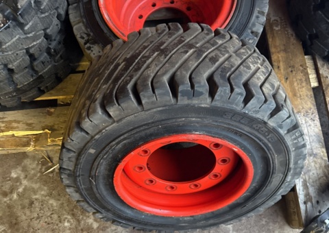 Bild som representerar auktionen - Avyttring truckdäck och fälgar