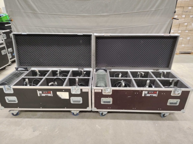 Studio PAR CDM 150W, 12 pcs – PAR spotlight with lenses - PS Auction ...
