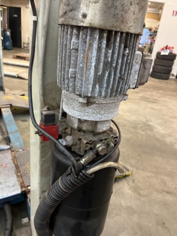 1430038-8 Fyrpelarlyft - Ravaglioli RAV421