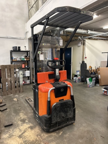 1430056-2 BT industriell staplare / ledstaplare