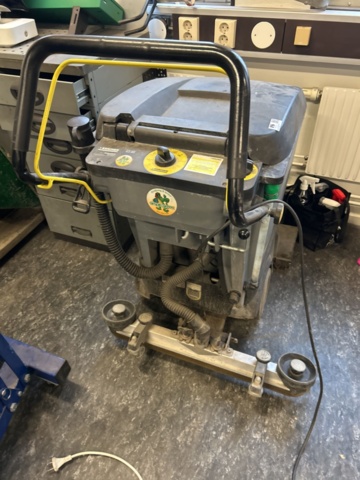 1430057-2 Kärcher floor scrubber / combination scrubber