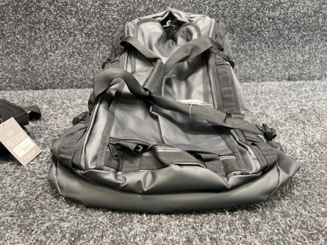 1457819-7 2 st duffelbags 60 & 87L, 2117 Of sweden