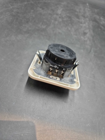 1460249-2 Rörelsevakt, 20 st - Lugo, infälld