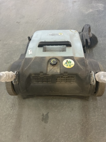 1430076-5 Nilfisk SW250, a manual sweeper