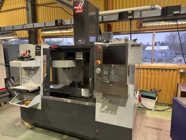 1256096-10 CNC fräs Haas modell VF2
