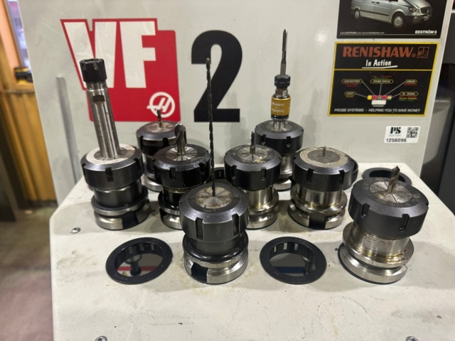 1256096-18 CNC fräs Haas modell VF2