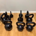 1442202-3 Kettlebells 11st 4-24kg, träningsbänk