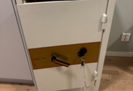 1442228 Säkerhetsskåp Rosengren 58 x 56cm höjd 96cm