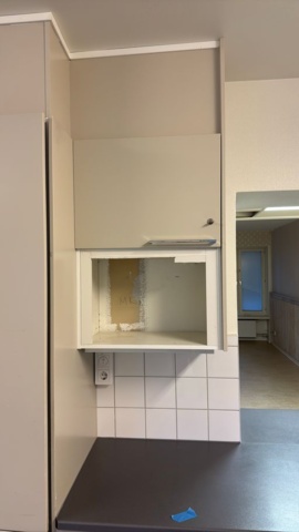 1454524-6 Complete kitchen - angled from 2017 (dismantled)