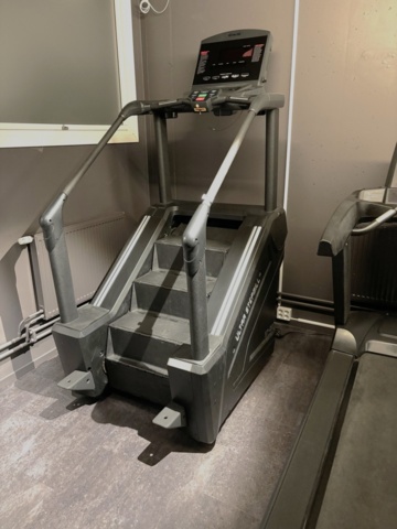 1443727-1 Stair machine - Ultra StepMill ST-22.1