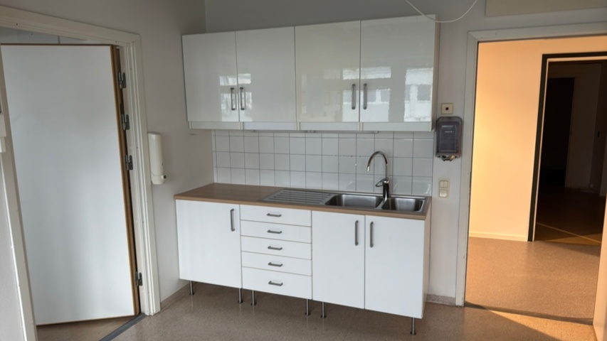 1454526-1 Kitchen 200 cm (disassembled)