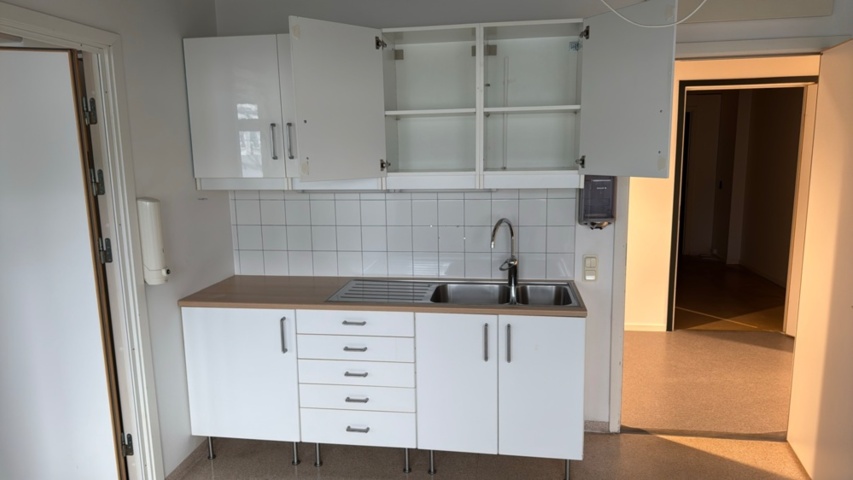 1454526-5 Kitchen 200 cm (disassembled)