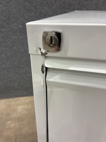 1460560-8 2 st Mappskåp