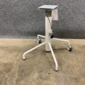 1460533-1 4 pcs Height-adjustable table stands