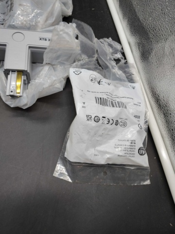 1447683-10 Elkomponenter, parti – terminaler, kontaktdelar, relämoduler