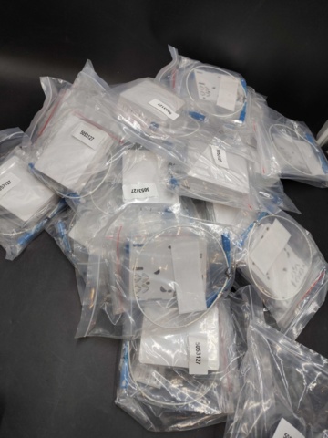 1447688-1 Fiberuttag med patchkablar, 24 st – väggmonterade uttag med SC-kontakter